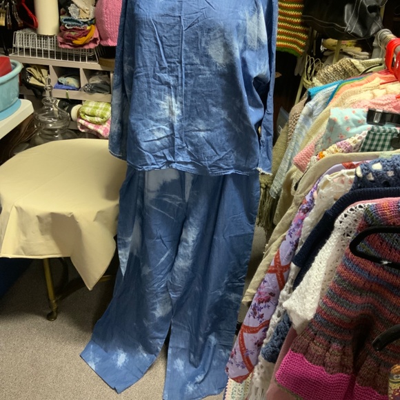 Comfy suit - Picture 2 of 6